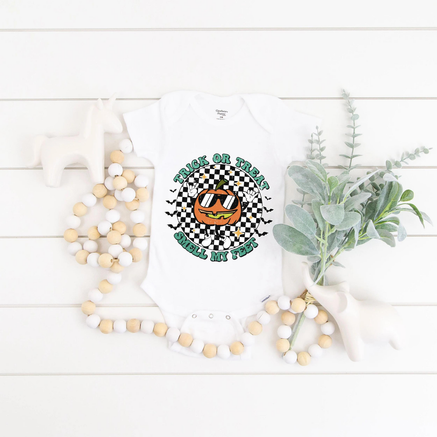 Trick or Treat Smell My Feet Retro Pumpkin Kids Top